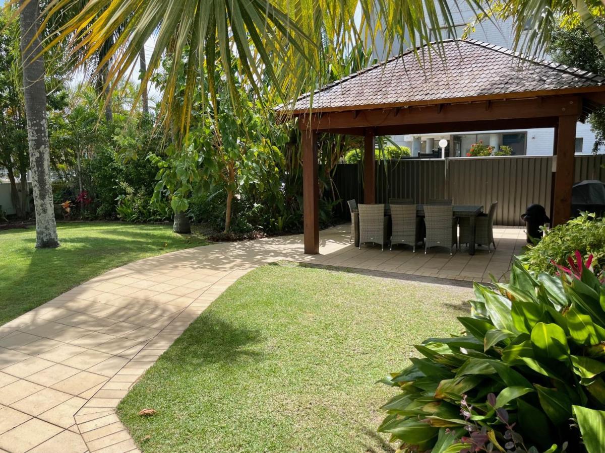 Burleigh Palms Holiday Apartments ゴールドコースト エクステリア 写真