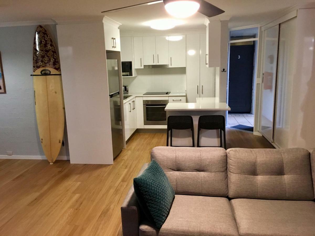 Burleigh Palms Holiday Apartments ゴールドコースト エクステリア 写真